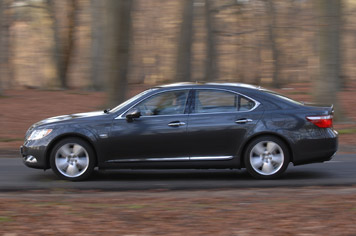 Lexus&nbsp;LS sedans